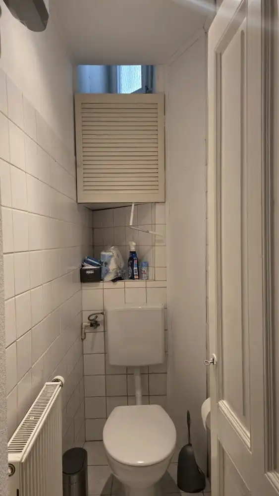 Separate Toilette